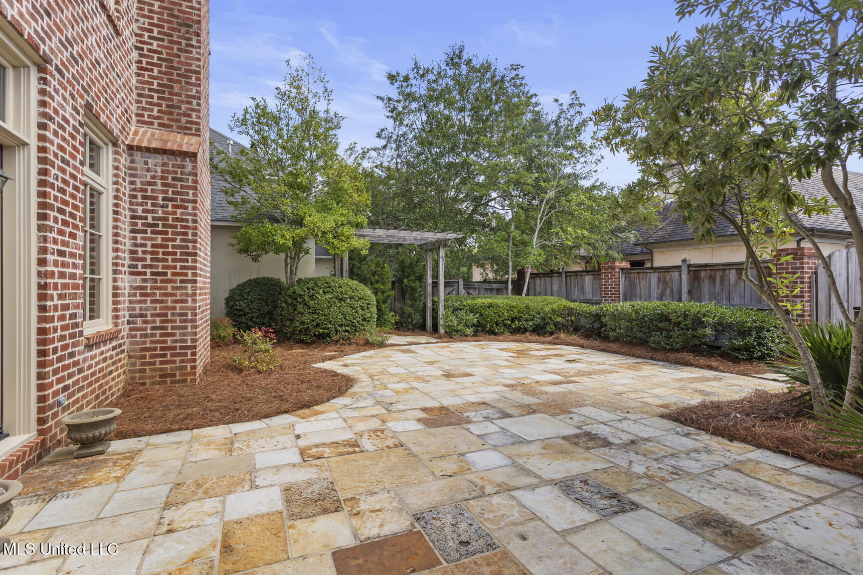 9 Cypress Lane Jackson, MS 39211 - Photo 41 of 47 9 Cypress Lane-41