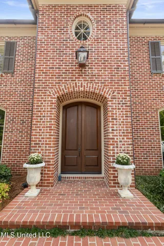 $845,000 | 9 Cypress Lane, Jackson, MS 39211