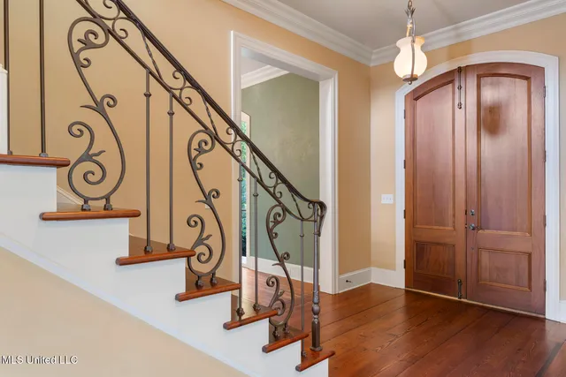 $845,000 | 9 Cypress Lane, Jackson, MS 39211