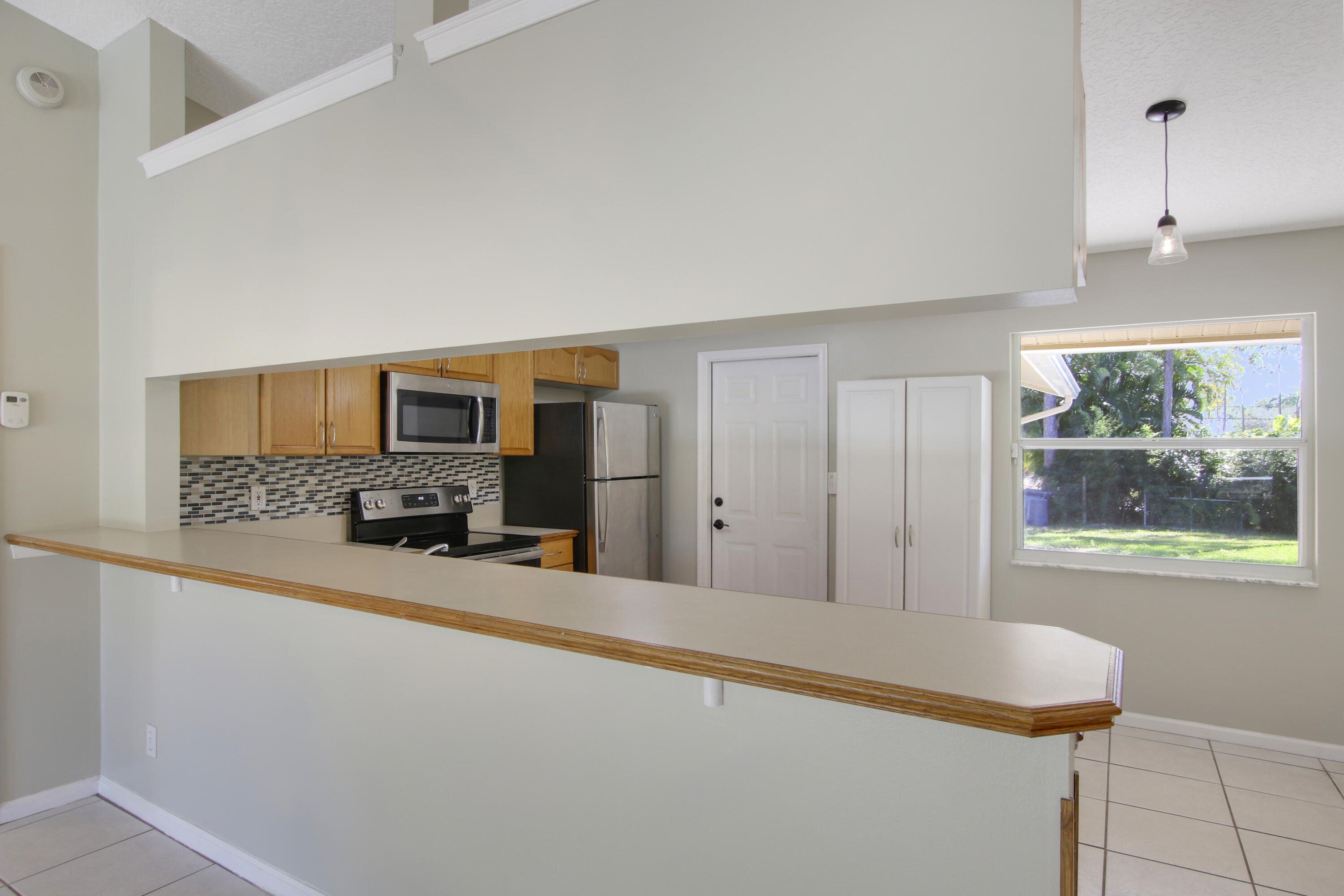 13635 86th Road North The Acreage, FL 33412 - Photo 16 of 33 8D65DE94-A639-4F63-83CC-166689D74F64
