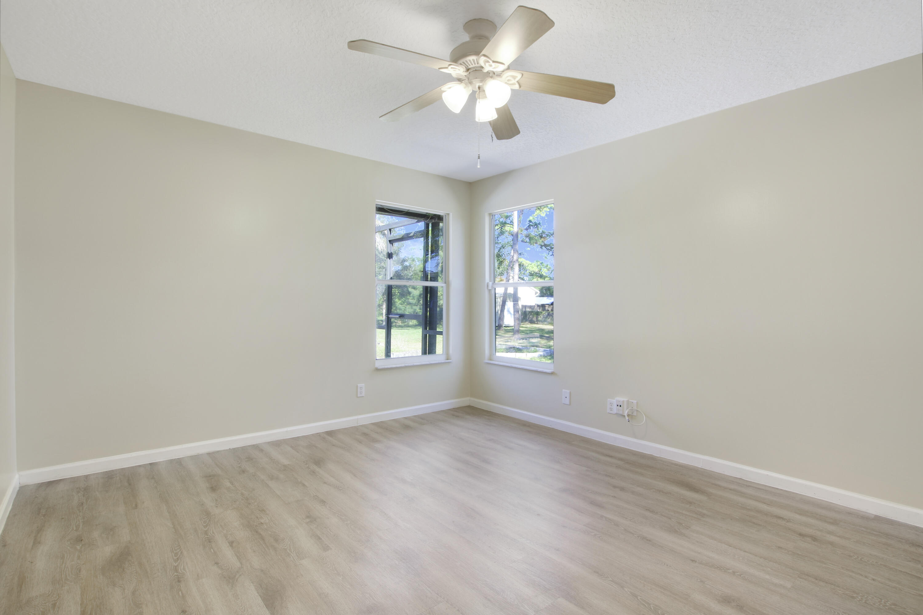 13635 86th Road North The Acreage, FL 33412 - Photo 24 of 33 4FBE92F5-BB44-4D29-8745-0070E0B170B7