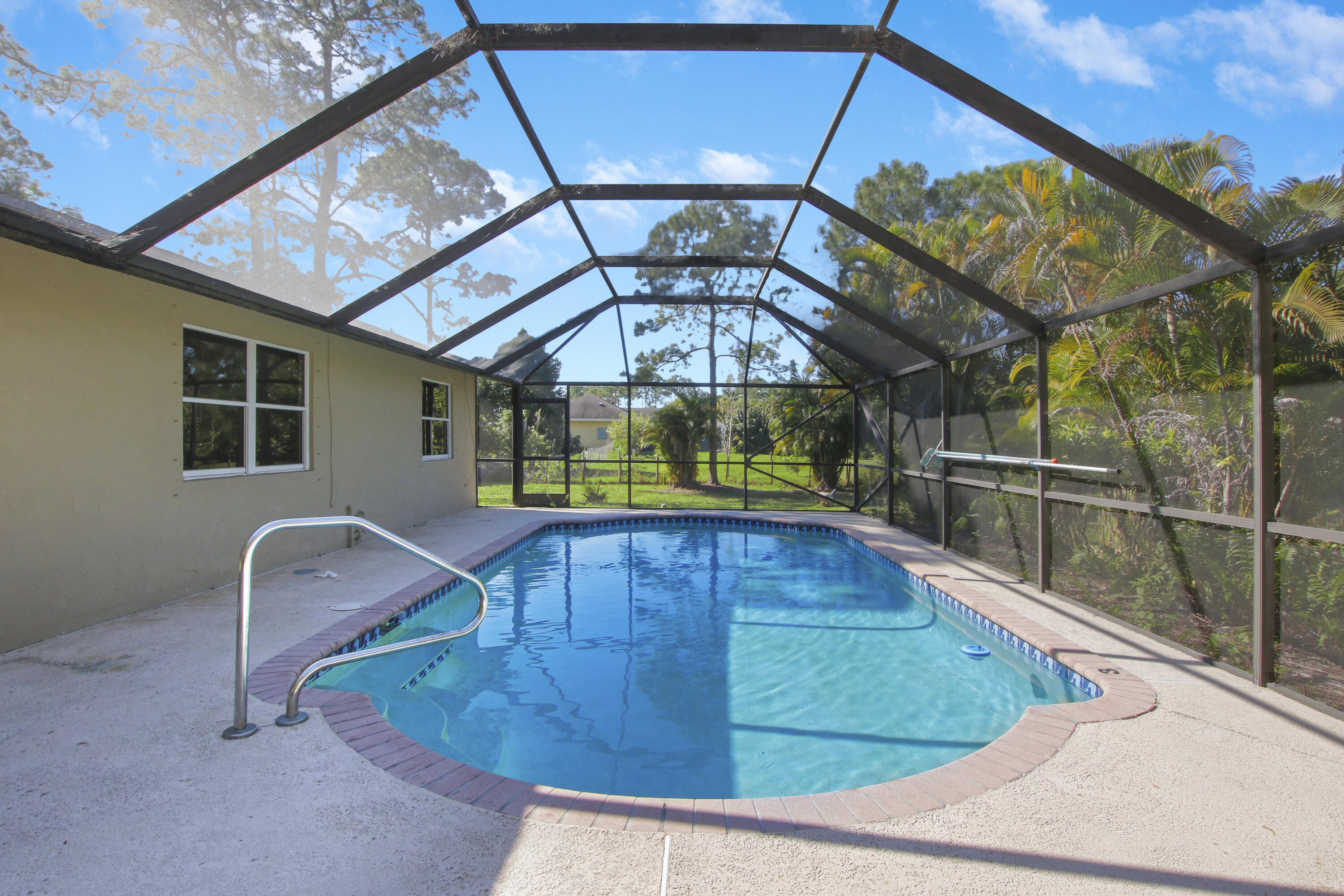 13635 86th Road North The Acreage, FL 33412 - Photo 26 of 33 F346397D-83D6-4CE2-90D0-64E670197DEF