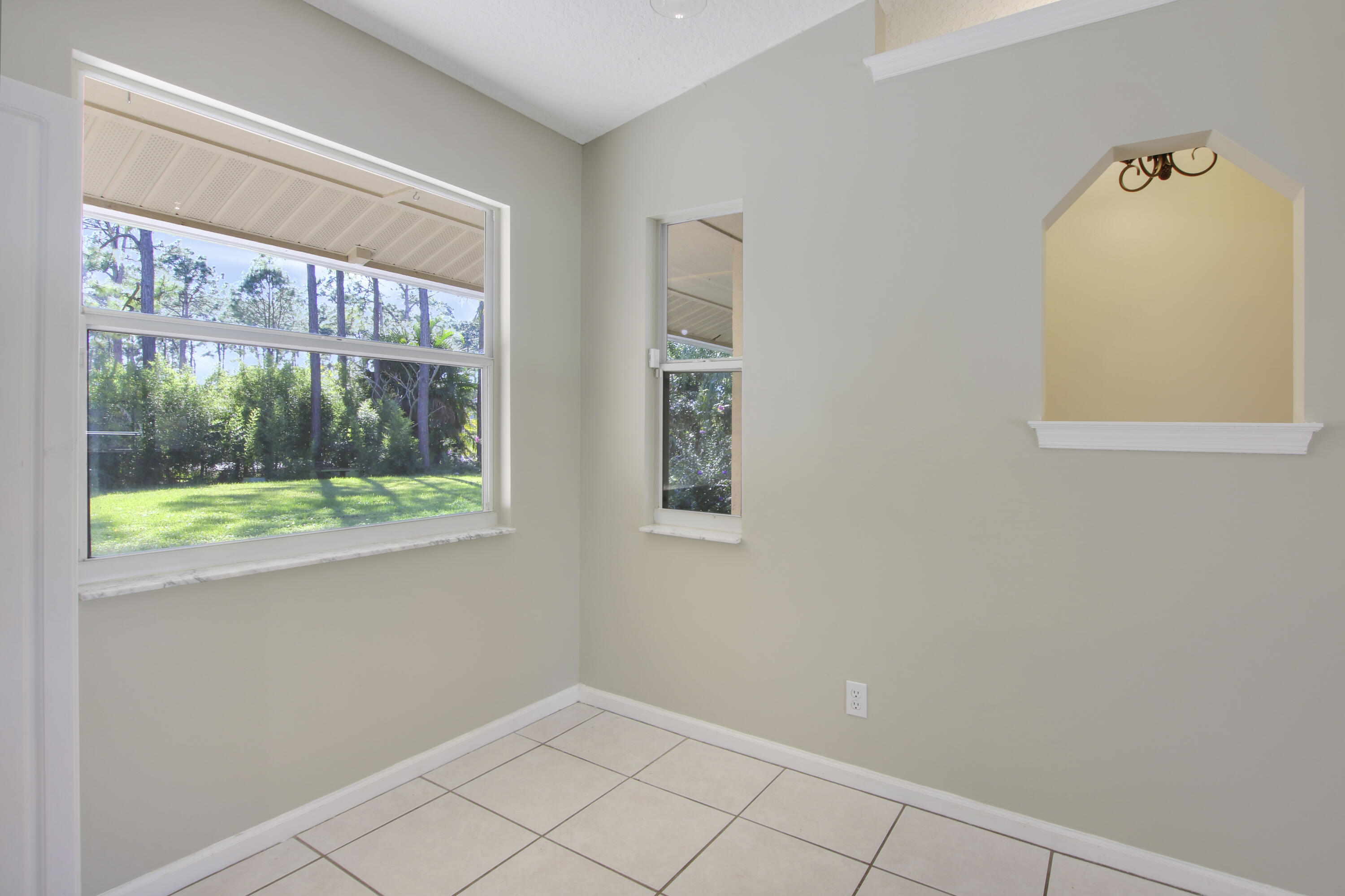 13635 86th Road North The Acreage, FL 33412 - Photo 10 of 33 EE3EA370-6C08-4BFA-B7D9-DFEAEC373A8D