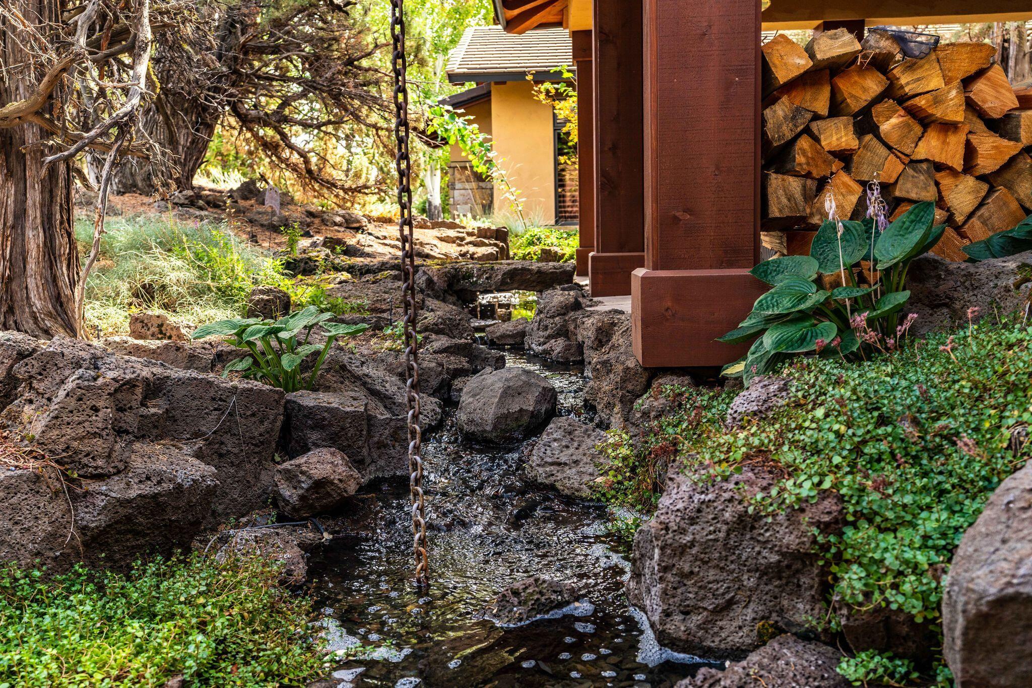 65904 Fazio Ln Bend Bend, OR 97701 - Photo 51 of 63 Water Feature
