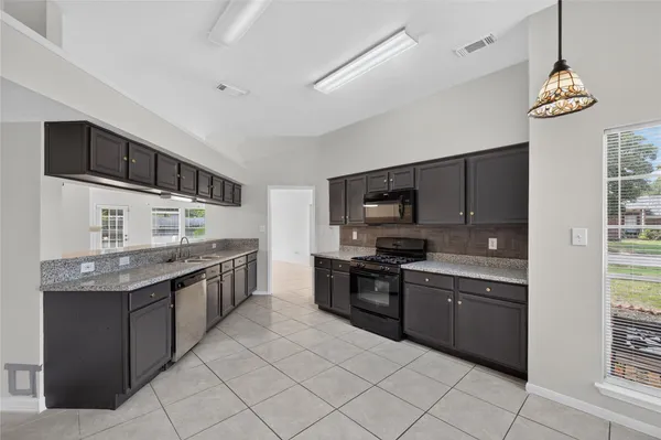 $2,100 | 19635 Vernier Woods Lane, Spring, TX 77379