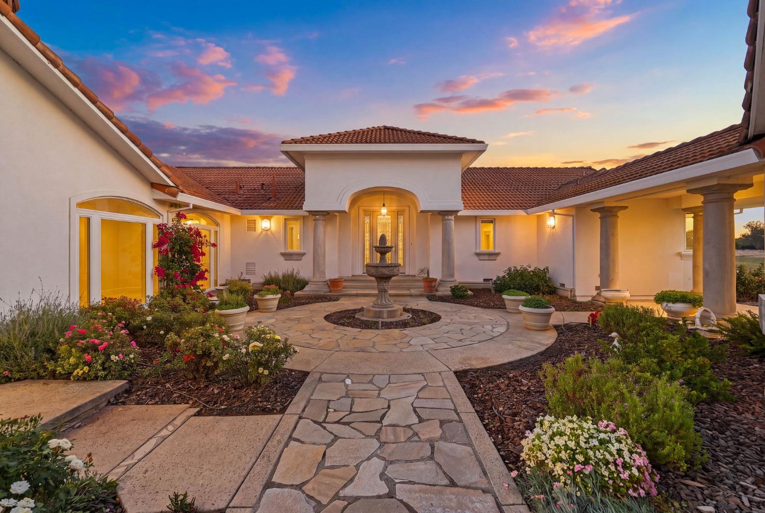 11255 Green Road Wilton, CA 95693 - Photo 1 of 75 Gallery Image 1