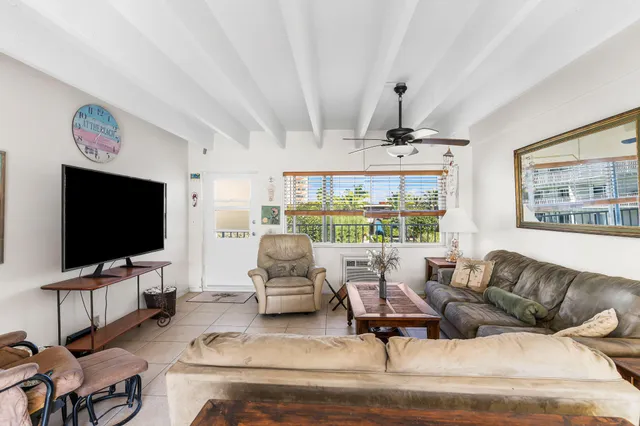 $2,005 | 3500 South Ocean Boulevard, Unit 405, South Palm Beach, FL 33480