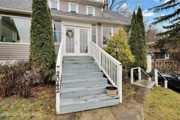 $299,900 | 2042 Highway 92, Pittston, PA 18643