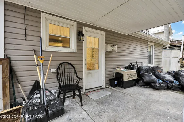 $299,900 | 2042 Highway 92, Pittston, PA 18643