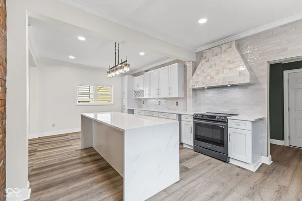 $2,800 | 721 East 23rd Street, Indianapolis, IN 46205