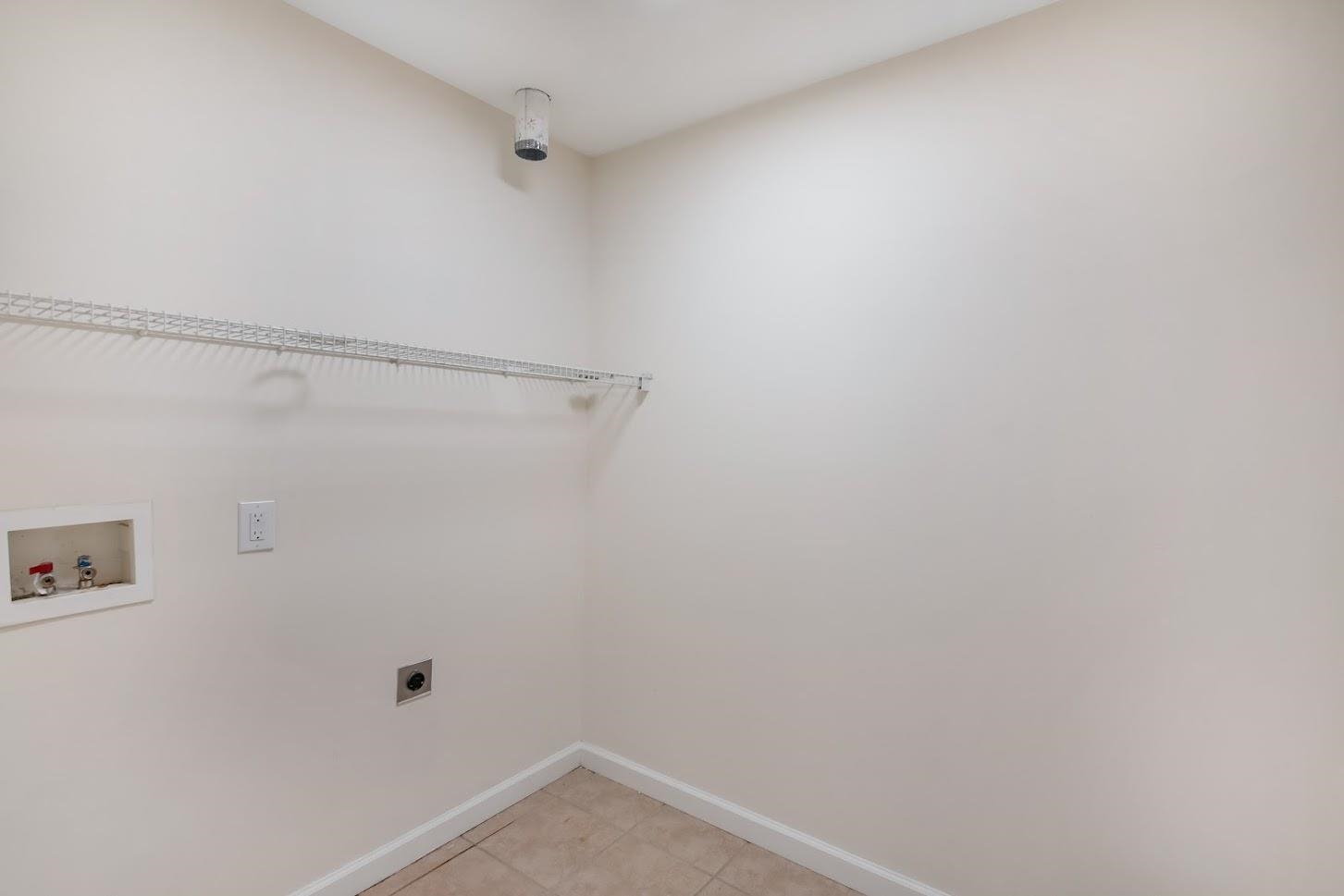 83 Claire Point Road, Unit 83 Burlington, VT 05408 - Photo 16 of 25 Gallery Image 16