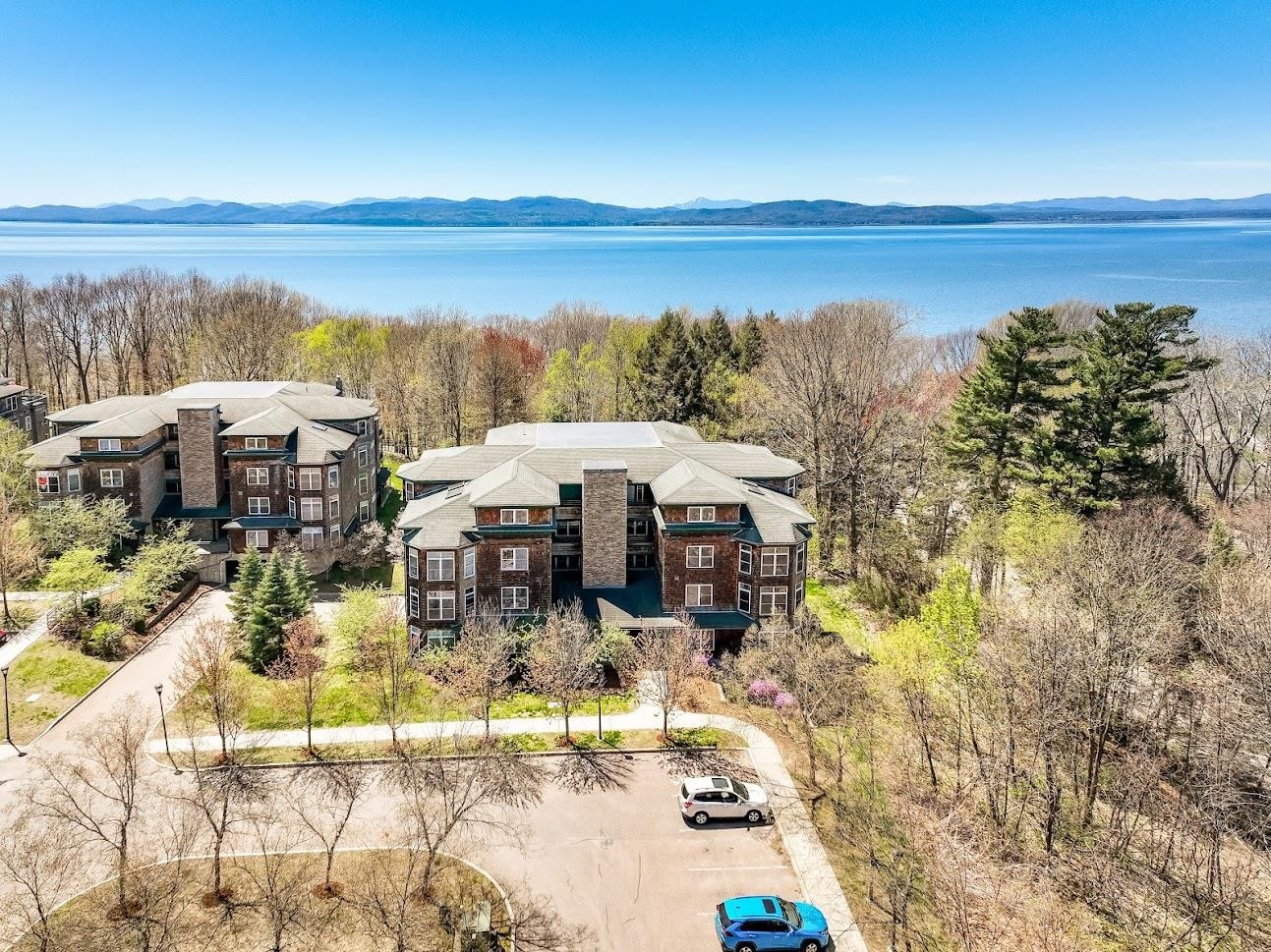 83 Claire Point Road, Unit 83 Burlington, VT 05408 - Photo 21 of 25 Gallery Image 21