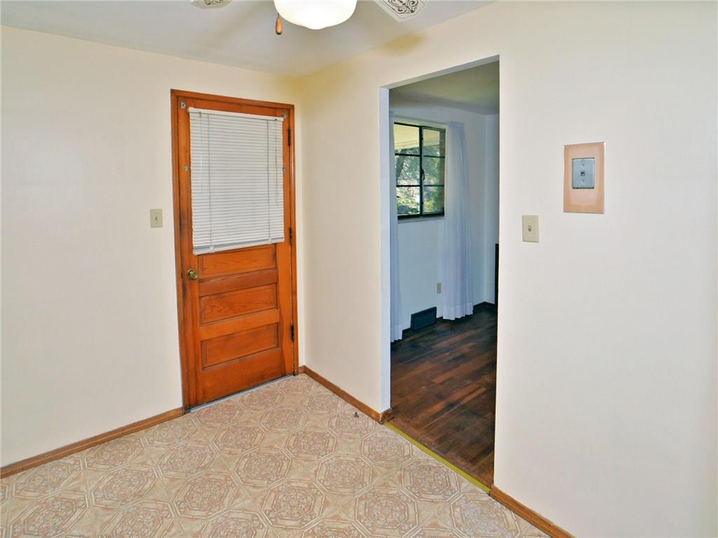 6404 Verona Road Verona, PA 15147 - Photo 11 of 21