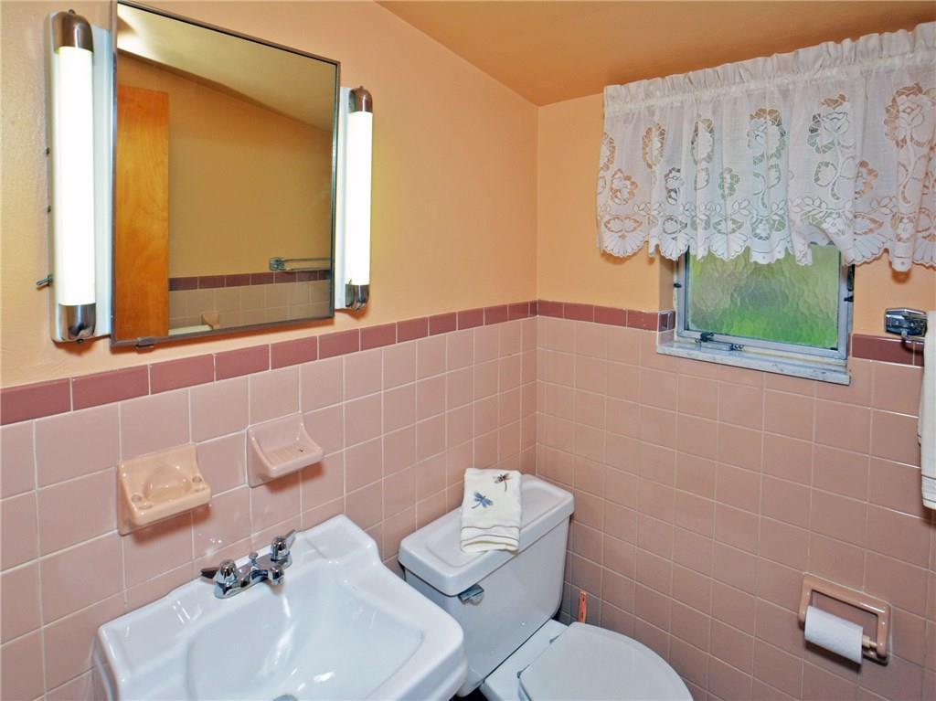 6404 Verona Road Verona, PA 15147 - Photo 19 of 21