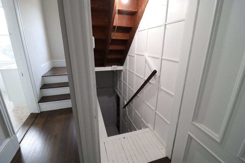 116 Rhoda Street Quincy, MA 02169 - Photo 13 of 30 Gallery Image 13