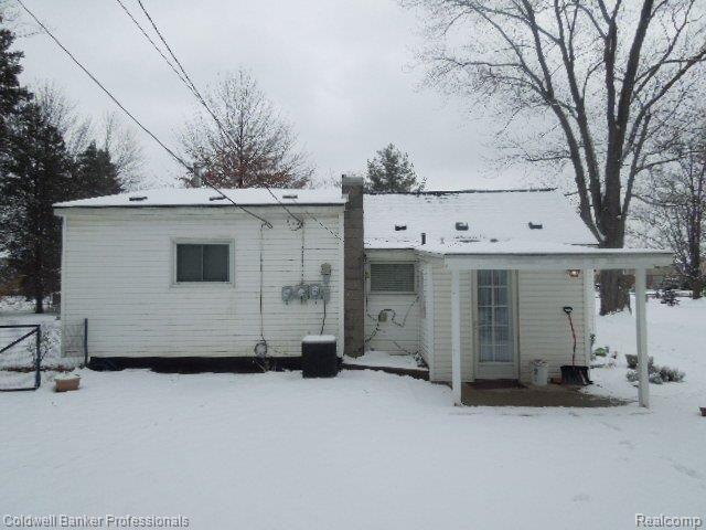 3673 Bendelow Road Rochester, MI 48307 - Photo 13 of 16 DSCN0945.JPG