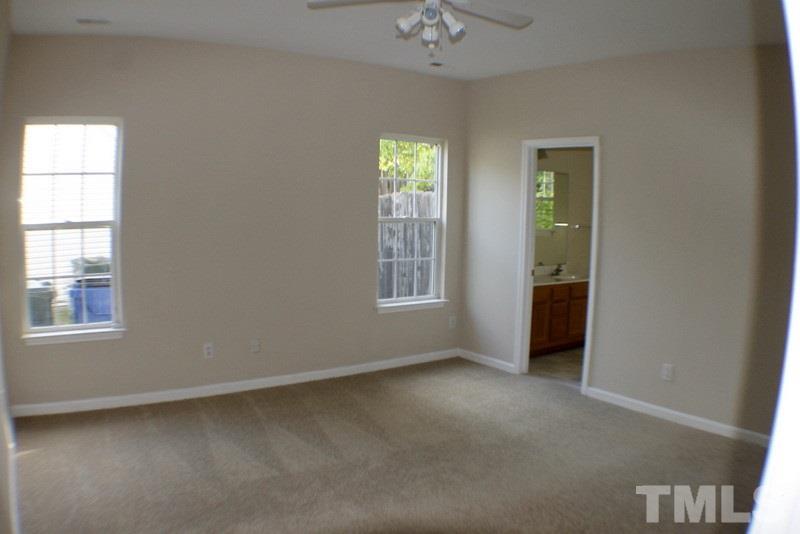 725 Hanska Way Raleigh, NC 27610 - Photo 4 of 24 Gallery Image 4