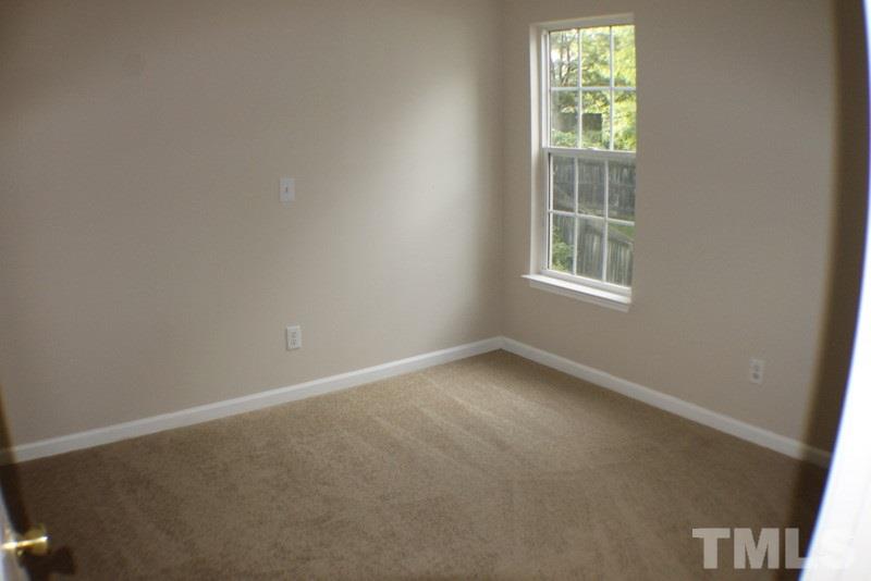 725 Hanska Way Raleigh, NC 27610 - Photo 10 of 24 Gallery Image 10