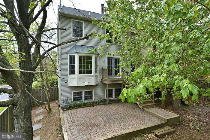 5600 Rivendell Place Frederick, MD 21703 - Photo 12 of 15 Exterior (Rear)