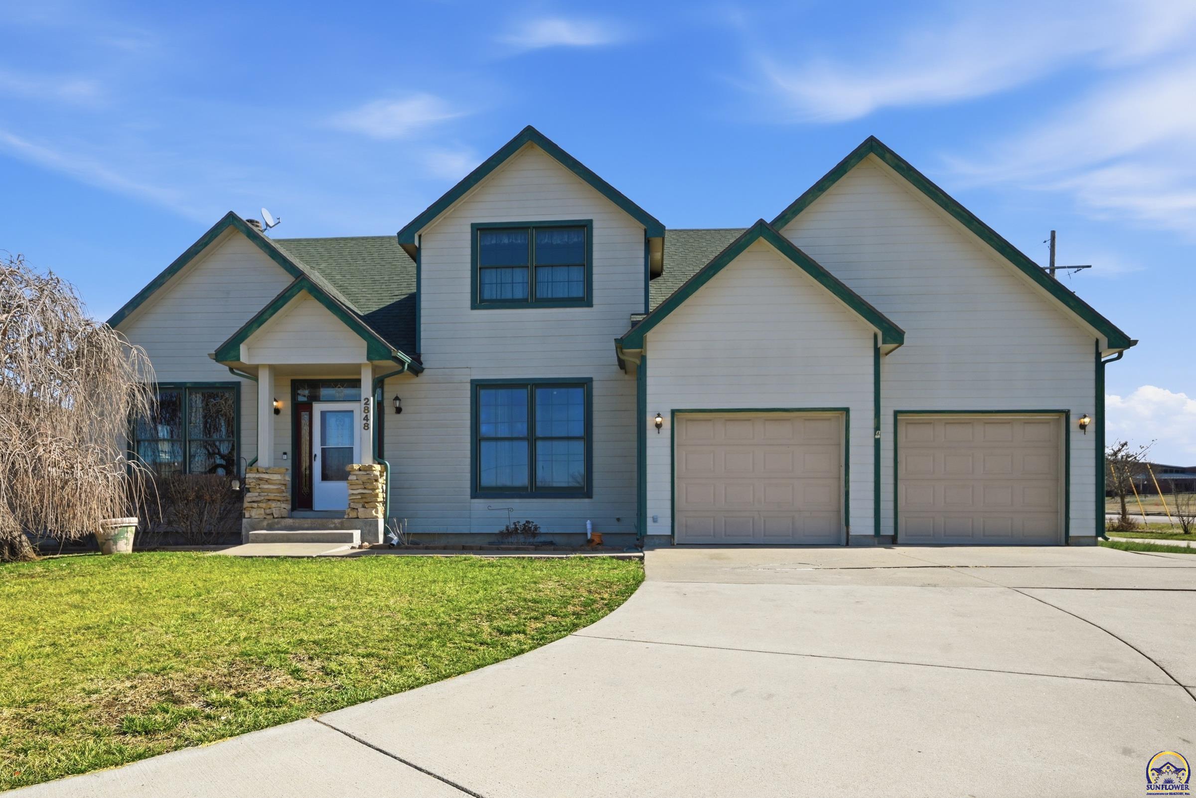 2848 Southwest Indian Hills Road Topeka, KS 66614 - Photo 1 of 41