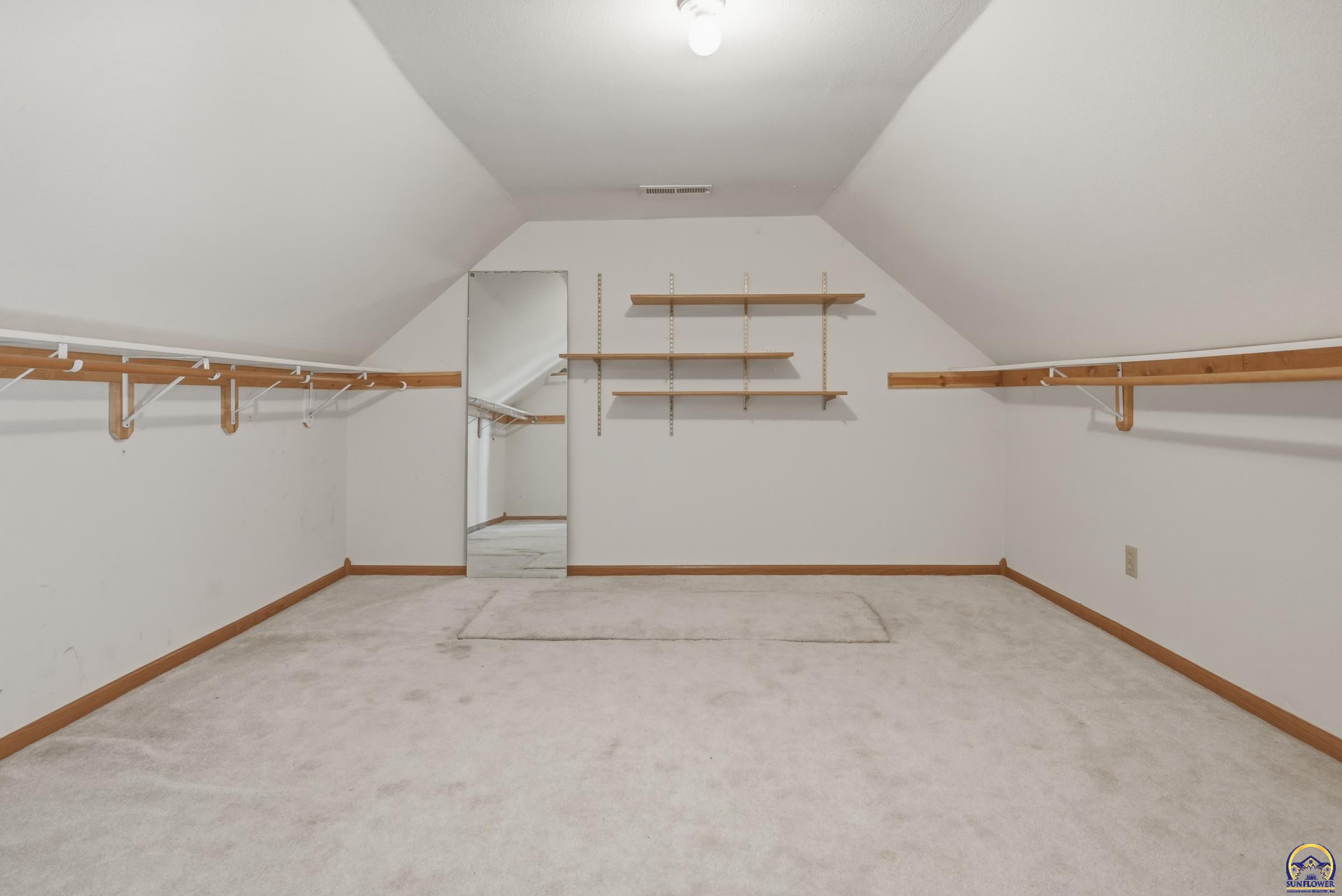 2848 Southwest Indian Hills Road Topeka, KS 66614 - Photo 24 of 41