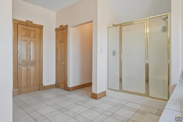 $325,000 | 2848 Southwest Indian Hills Road, Topeka, KS 66614