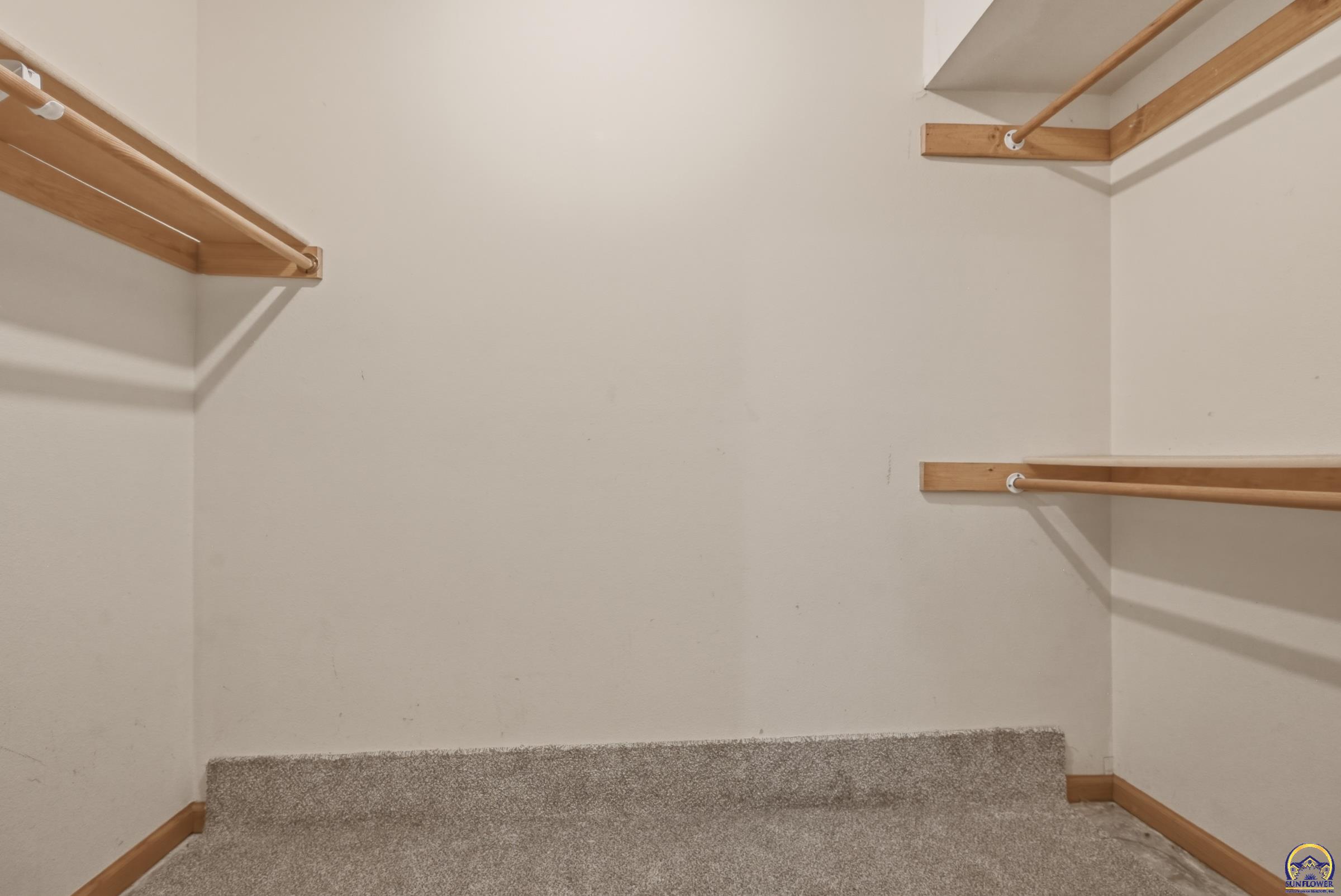 2848 Southwest Indian Hills Road Topeka, KS 66614 - Photo 35 of 41