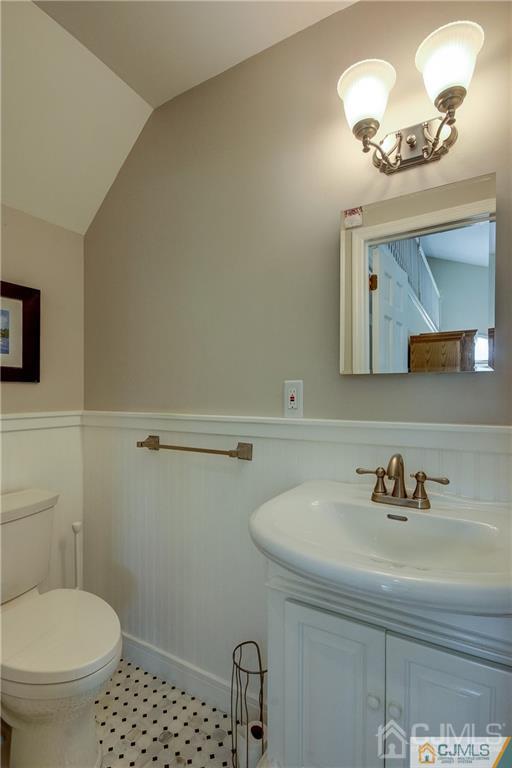 19 Algonquin Road Holmdel, NJ 07733 - Photo 13 of 33 Gallery Image 13