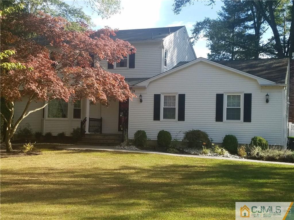 19 Algonquin Road Holmdel, NJ 07733 - Photo 26 of 33 Gallery Image 26