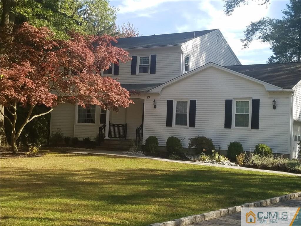 19 Algonquin Road Holmdel, NJ 07733 - Photo 29 of 33 Gallery Image 29
