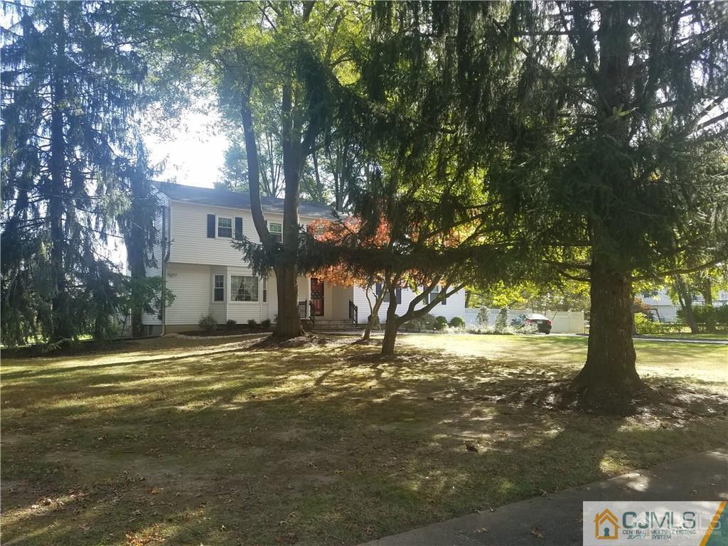 19 Algonquin Road Holmdel, NJ 07733 - Photo 31 of 33 Gallery Image 31