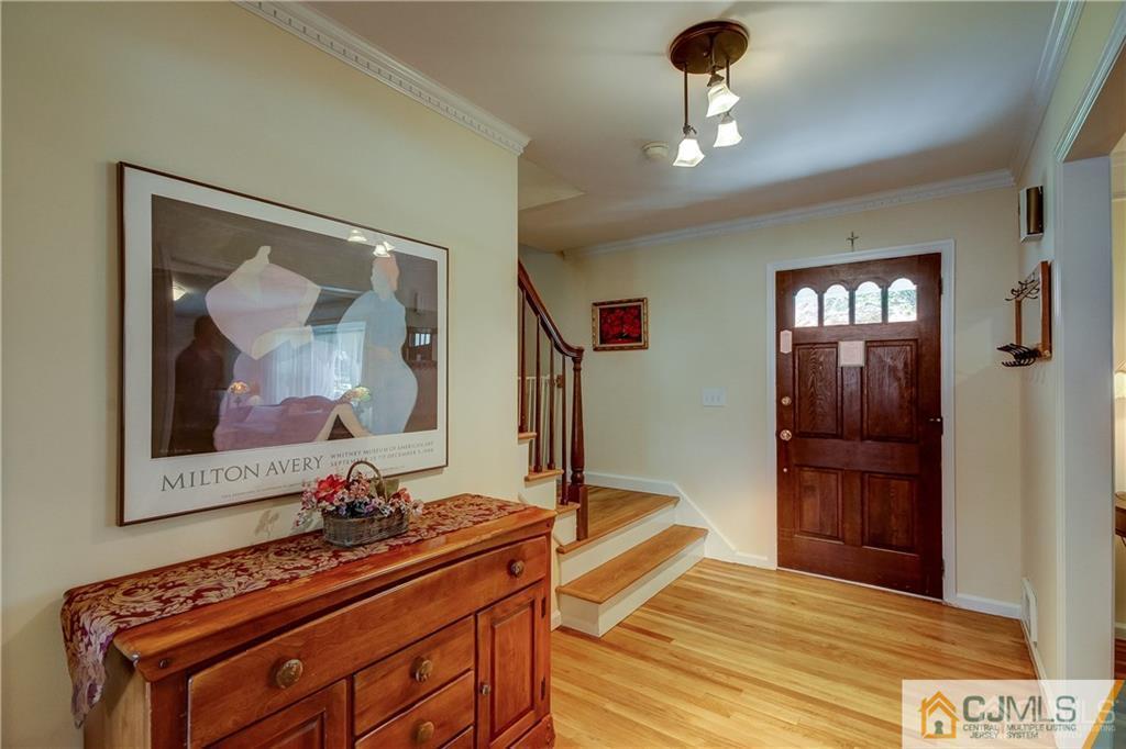19 Algonquin Road Holmdel, NJ 07733 - Photo 4 of 33 Gallery Image 4