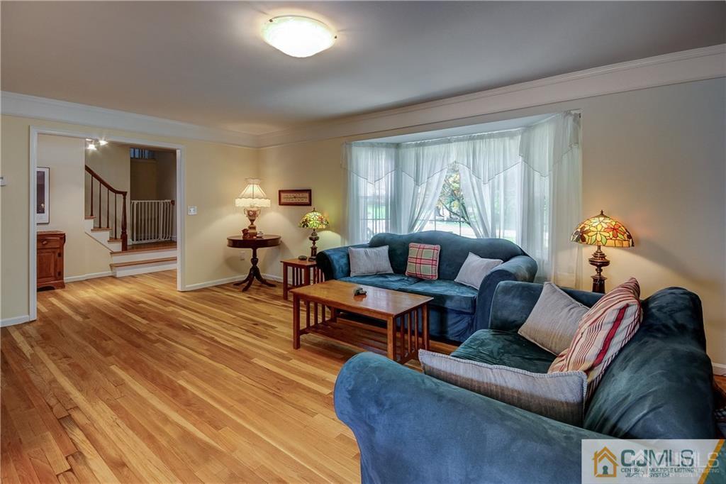 19 Algonquin Road Holmdel, NJ 07733 - Photo 6 of 33 Gallery Image 6