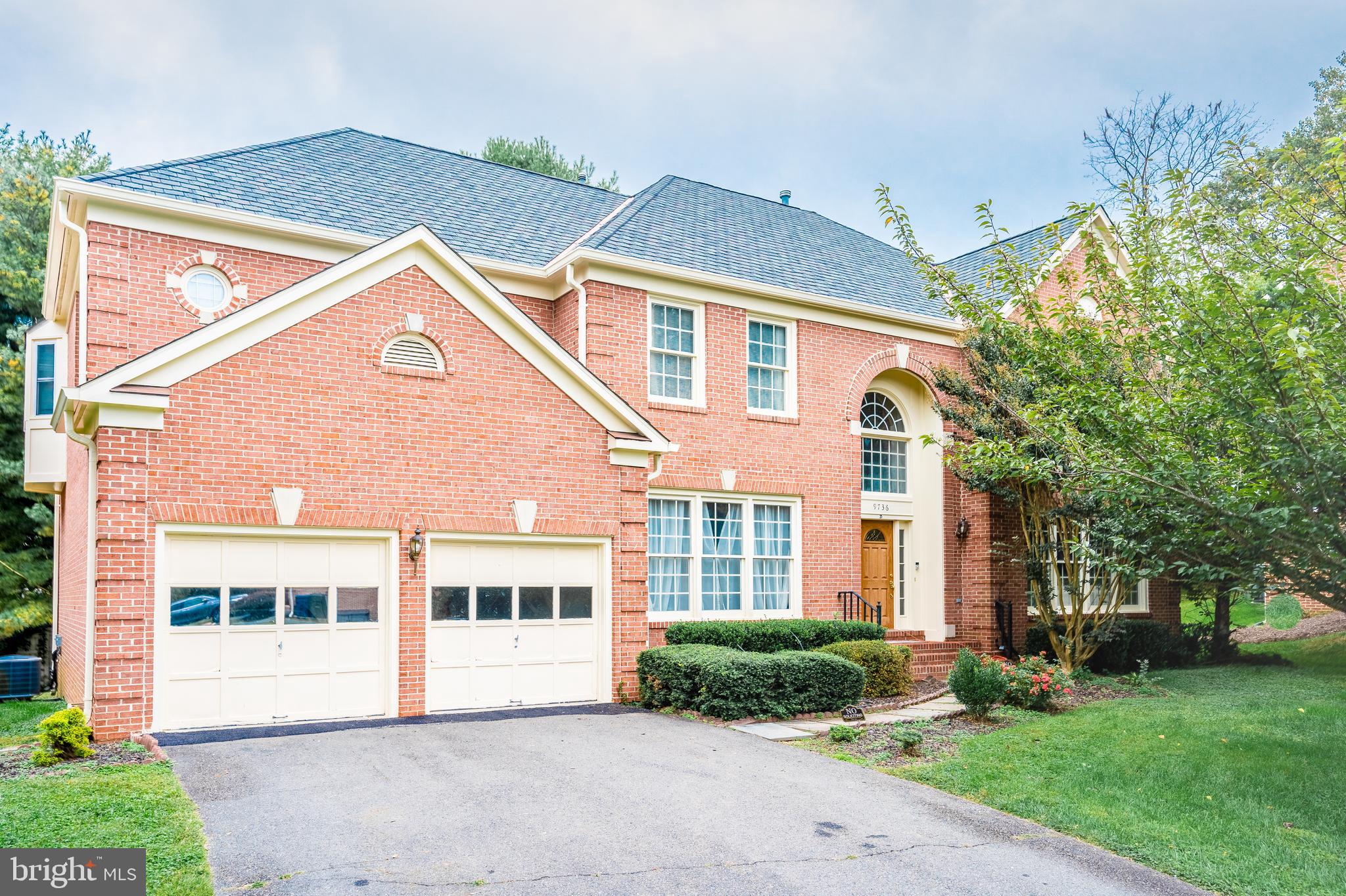 9736 Middleton Ridge Road Vienna, VA 22182 - Photo 3 of 85