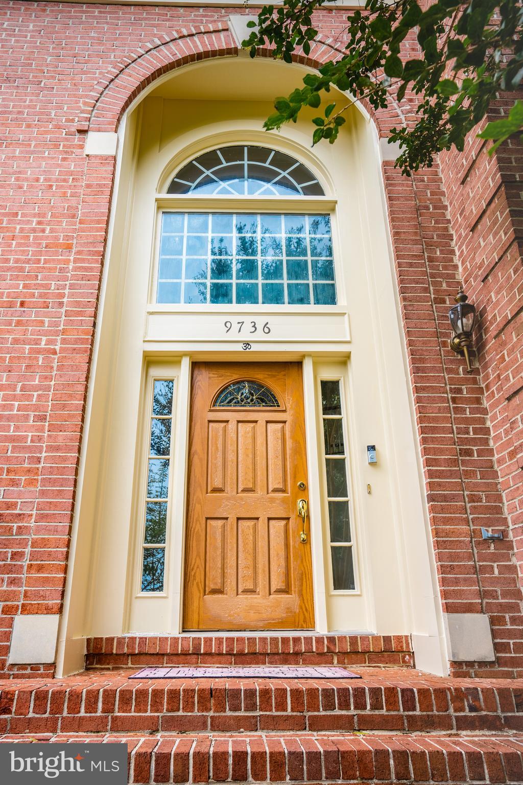 9736 Middleton Ridge Road Vienna, VA 22182 - Photo 5 of 85