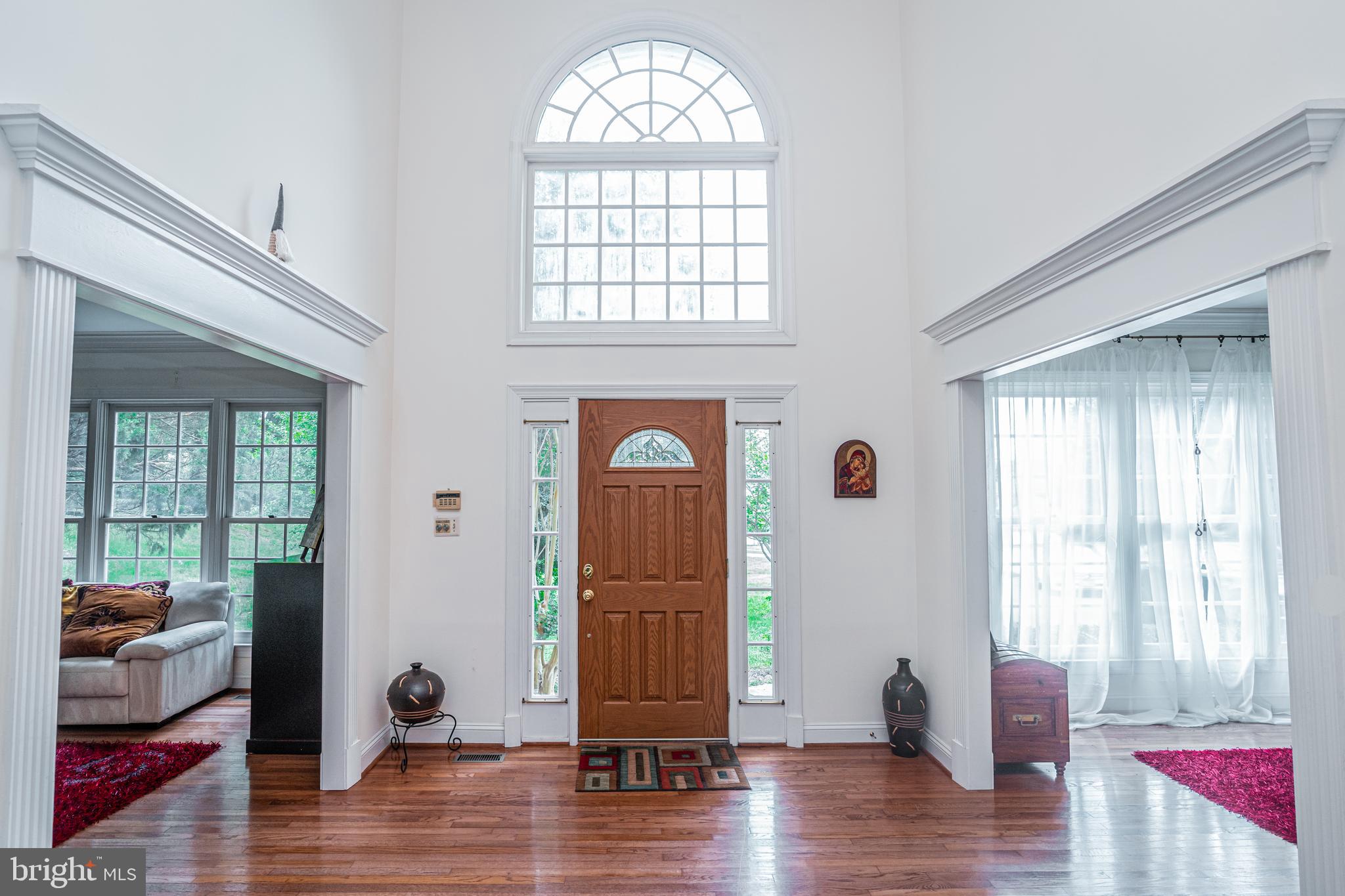 9736 Middleton Ridge Road Vienna, VA 22182 - Photo 6 of 85