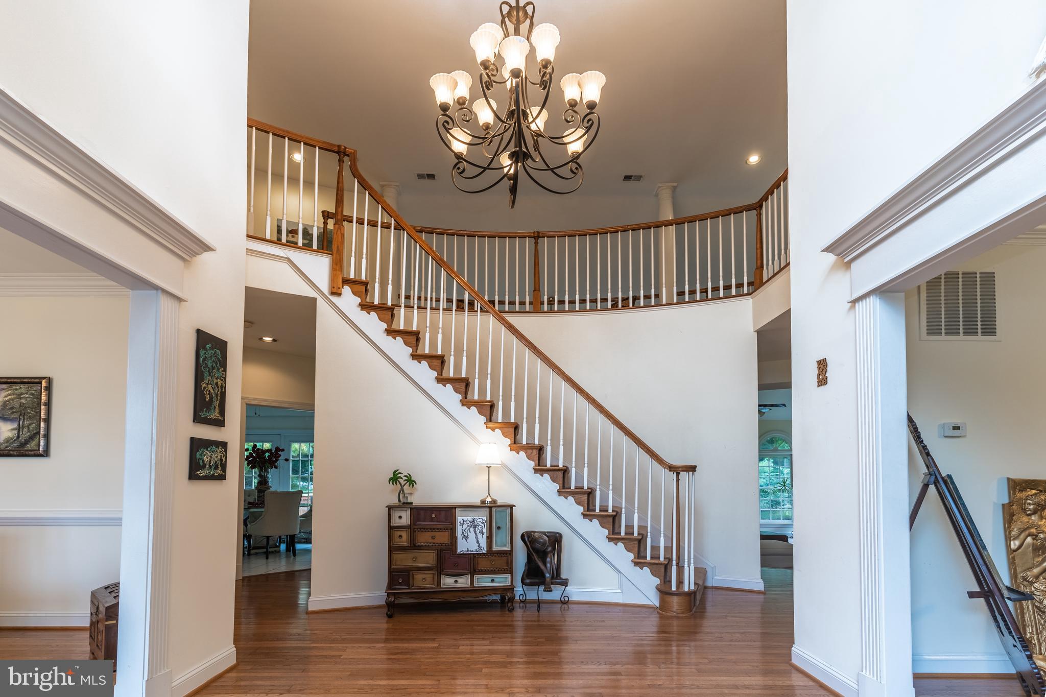 9736 Middleton Ridge Road Vienna, VA 22182 - Photo 7 of 85