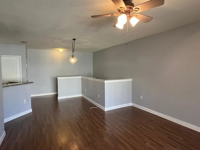 $1,950 | 2002 Belmont Place, Boynton Beach, FL 33436