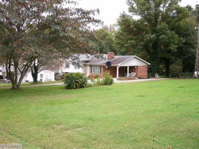 399 Cameron Road Lexington, NC 27295 - Photo 2 of 12 Exterior Front.