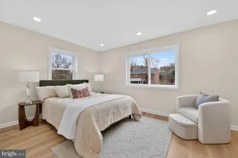 $685,000 | 27 South French Street, Alexandria, VA 22304