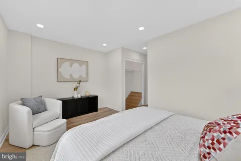 $685,000 | 27 South French Street, Alexandria, VA 22304