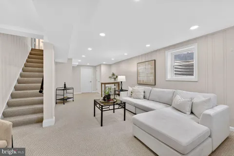 $685,000 | 27 South French Street, Alexandria, VA 22304