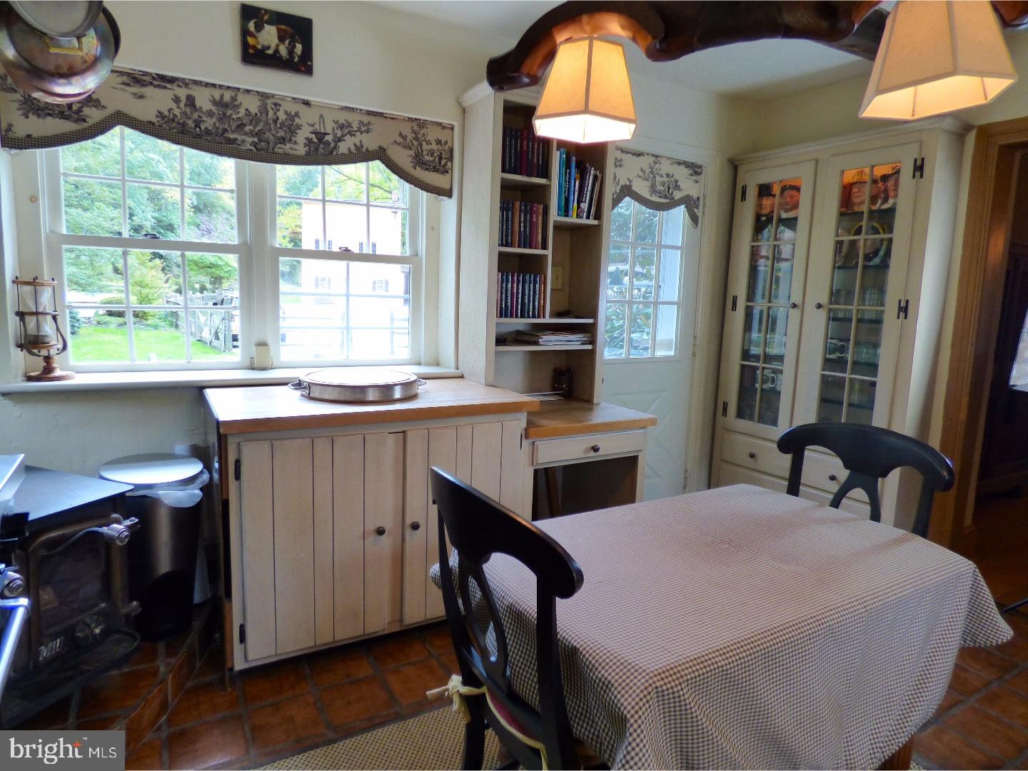 147 Green Valley Road Coatesville, PA 19320 - Photo 8 of 25 Kitchen
