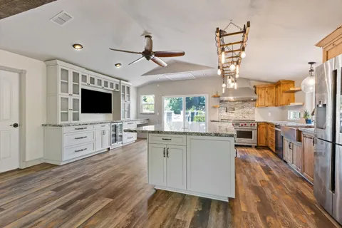 $879,900 | 121 Prospector Court, Folsom, CA 95630