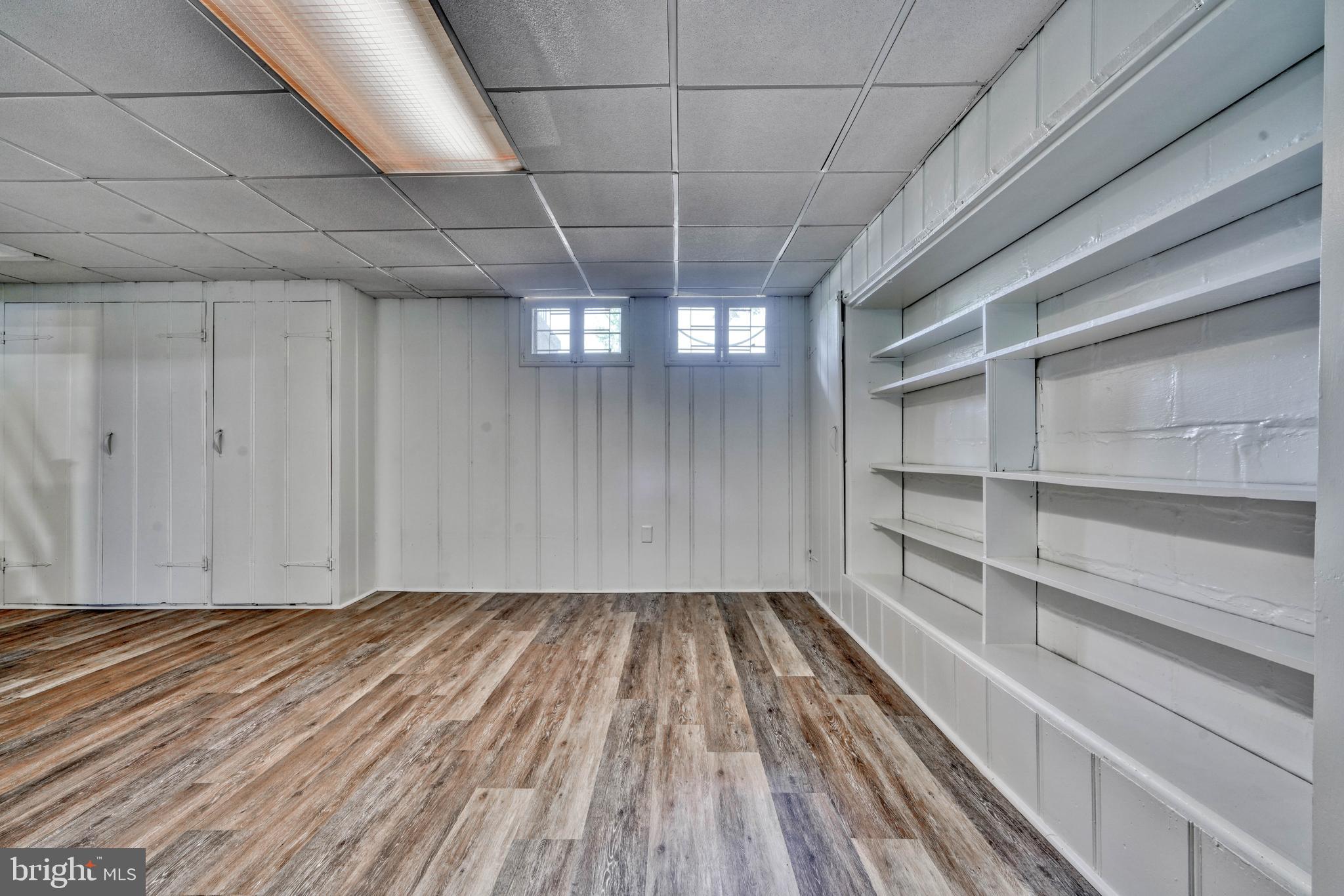 6473 Blenheim Road Baltimore, MD 21212 - Photo 41 of 57 Custom shelving