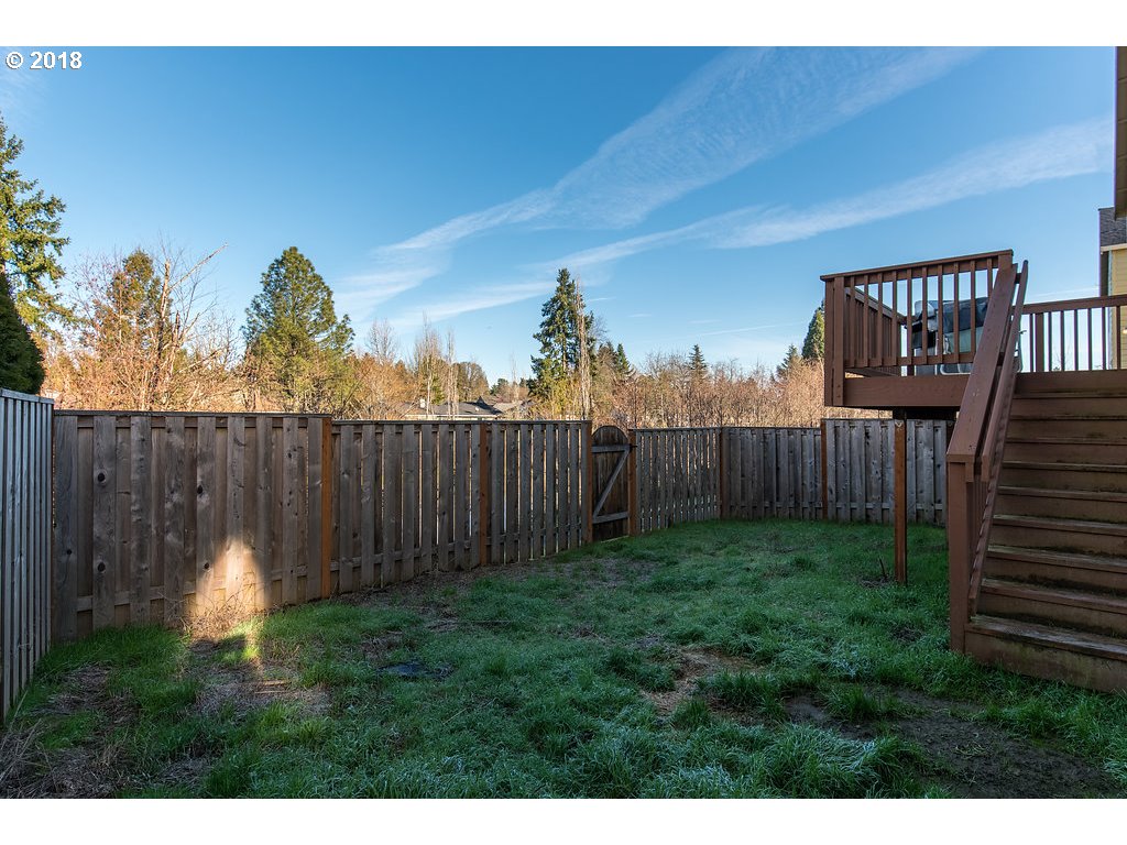 5047 Southwest 206th Place Beaverton, OR 97078 - Photo 26 of 28 a view of a backyard