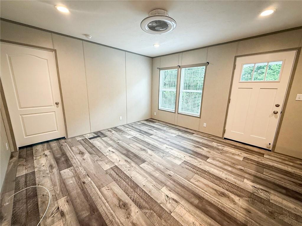 308 Nickel Lane Butler, PA 16001 - Photo 6 of 38