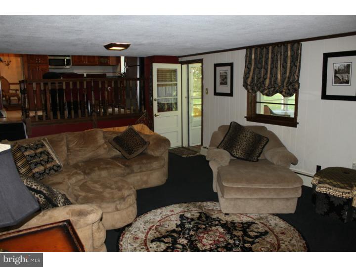 79 Bluebird Road Southampton, PA 18966 - Photo 14 of 25 Family Room