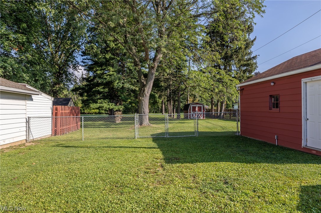 10200 Biddulph Road Cleveland, OH 44144 - Photo 31 of 34 Gallery Image 31
