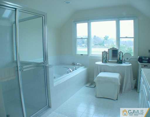 83 Petty Road Cranbury, NJ 08512 - Photo 7 of 8 Gallery Image 7